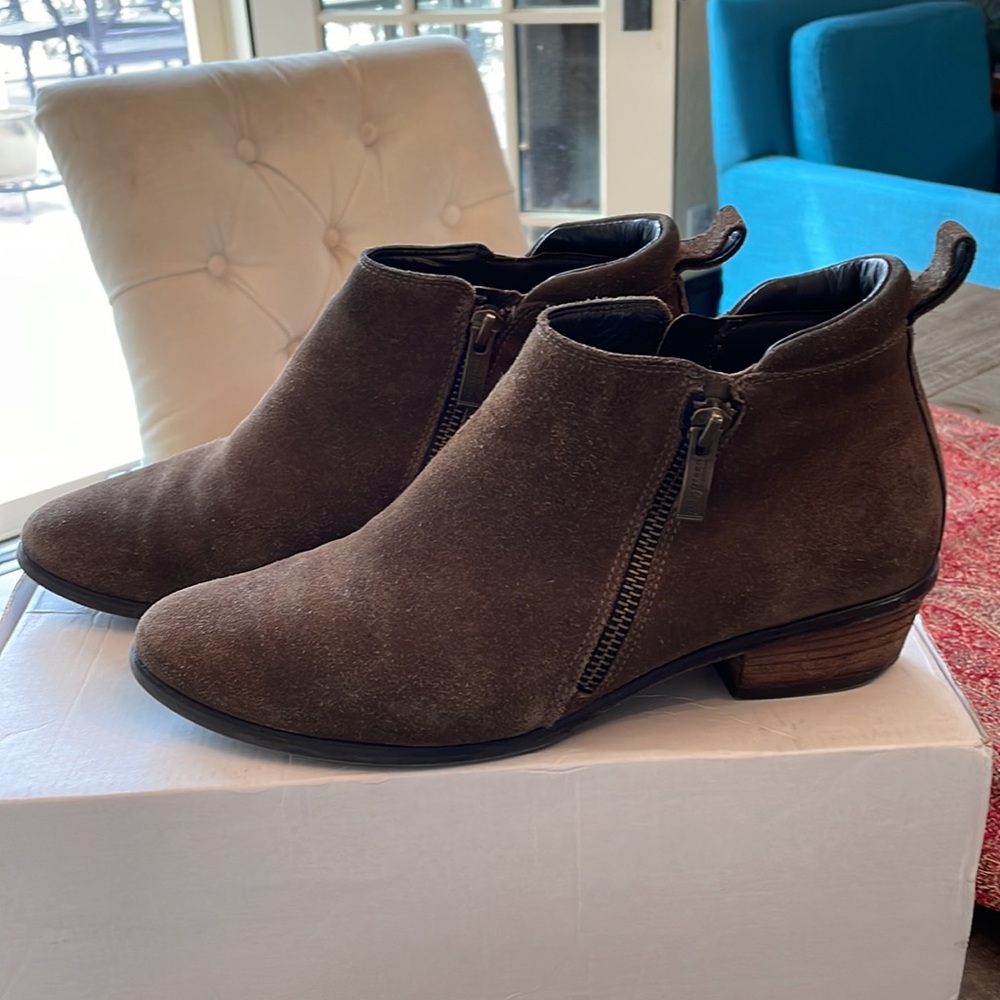 Paul Green Jillian, heeled, side-zip ankle boot in coriander suede